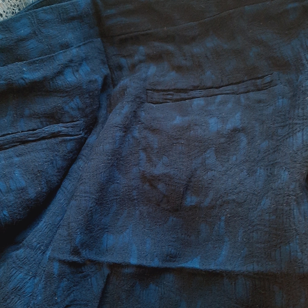 Tahari Navy Shorts - Picture 6 of 14